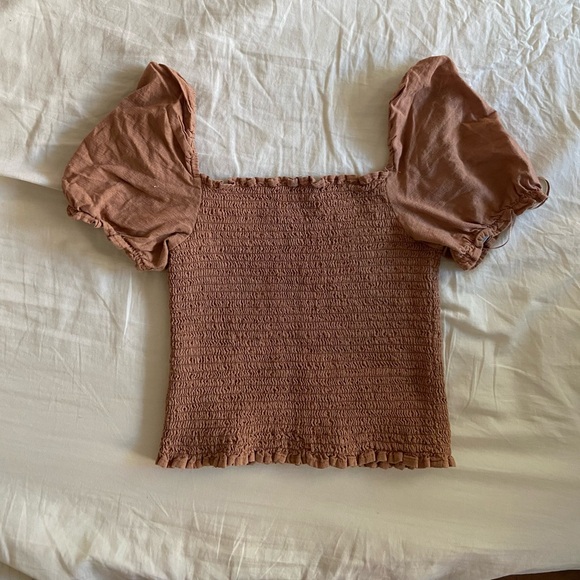 Urban Outfitters Sabrina Smocked Top - Picture 4 of 6